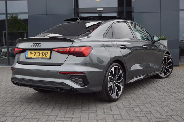 Audi A3 Limousine 1.5 TFSI S-line 150pk/ Panodak/ LED/ Carbon / 26.700km !!