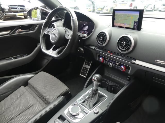 Audi A3 Limousine 1.5 TFSI S-Line / Panodak/ Trekhaak