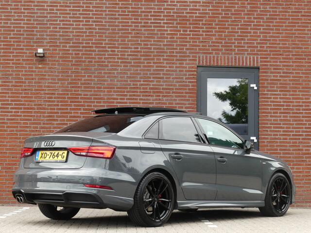 Audi A3 Limousine 1.5 TFSI S-Line / Panodak/ Trekhaak