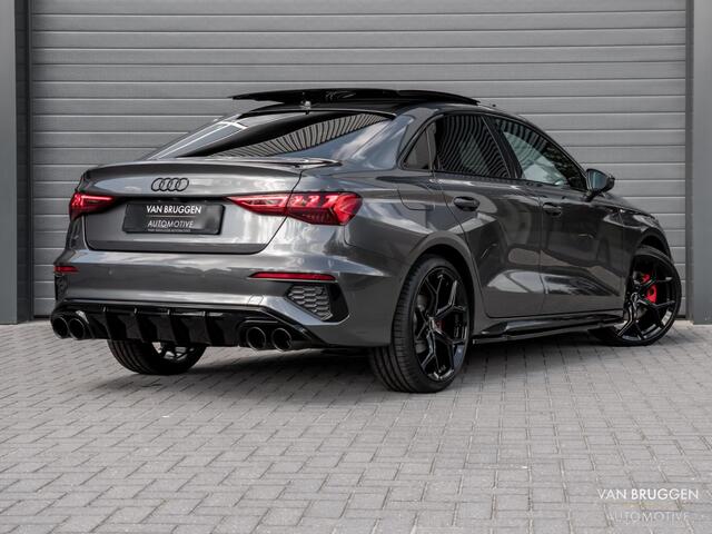 Audi A3 Limousine 35 TFSI S-Line Pano Sfeer HUD 19" E-Stoelen BTW ACC Matrix