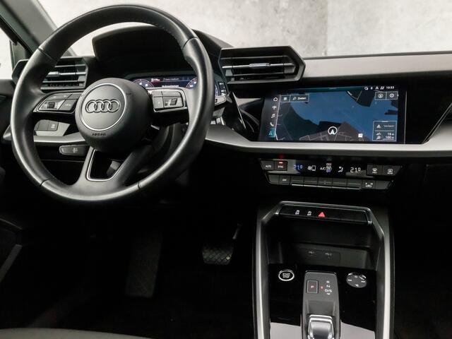 Audi A3 Limousine 35 TFSI Sport 150Pk Automaat (APPLE CARPLAY, GROOT NAVI, CLIMATE, PARKEERSENSOREN, SPORTSTOELEN, LED KOPLAMPEN, CRUISE, NIEUWE APK, NIEUWSTAAT)