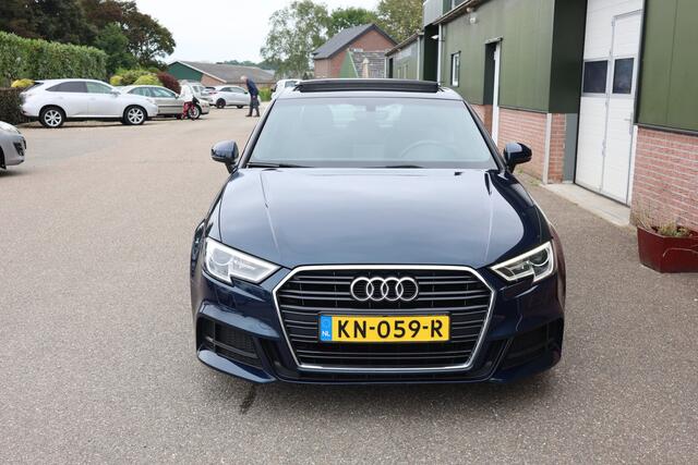 Audi A3 Limousine 1.0 TFSI Sport Pro Line S, Panoramadak, Cruisecontrol, Climate control, Navigatie, Sportinterieur, Org. NL auto, 17 inch lichtmetaal