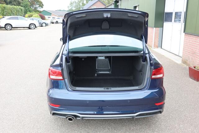 Audi A3 Limousine 1.0 TFSI Sport Pro Line S, Panoramadak, Cruisecontrol, Climate control, Navigatie, Sportinterieur, Org. NL auto, 17 inch lichtmetaal