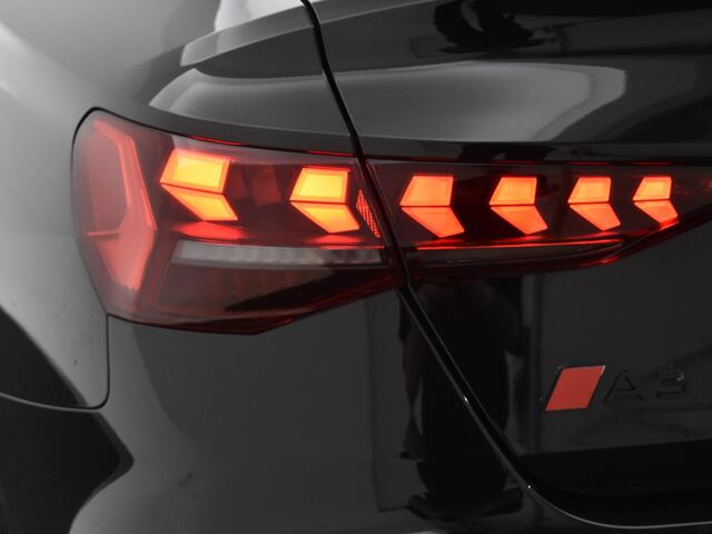 Audi A3 Limousine 30 Tfsi 115pk S-tronic S edition · Camera · Apple/Android Car Play · Navi · P-Sensoren · ACC · Parkeer Assistent · 17'' Inch · Garantie t/m 19-12-2028 of 100.000km