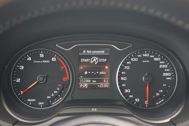 Audi A3 Sportback 35 TFSI (150pk) 2X S-line LED/Navi/Black/18 inch