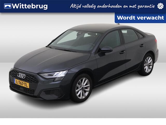 Audi A3 Limousine 30 TFSI Pro Line / Digitale Cockpit / Parkeersensoren Voor & Achter / 16" LMV / Cruise Control