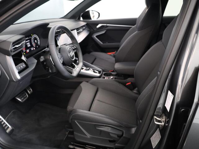 Audi A3 Limousine 30 TFSI S edition 116 pk S-tronic | Verlengde garantie | Navigatie | Parkeersensoren (Park assist) | Achteruitrijcamera | Adaptieve cruise control | S-Line |