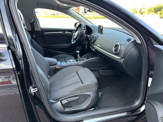 Audi A3 Limousine 1.4 TFSI CoD Ambiente Pro Line Plus Navi Airco/ECC 150pk