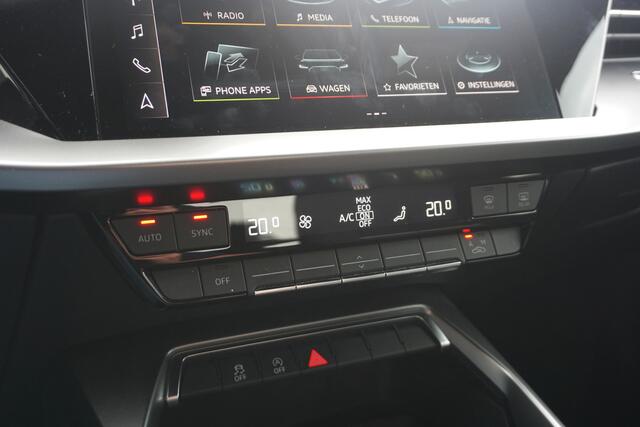 Audi A3 Limousine 30 TFSI | MATRIX LED | SPORTSTOELEN | TREKHAAK | VIRTUAL COCKPIT | CARPLAY | STOELVERW. |