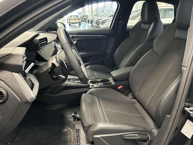 Audi A3 Limousine 30 TFSI 115pk S-tronic S edition · Apple/Android Car Play · Navigatie · Camera · P-Sensoren · 17'' Inch · Garantie t/m 29-09-2028 of 100.000km