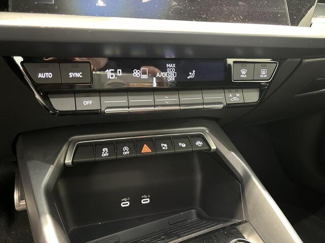 Audi A3 Limousine 30 TFSI 115pk S-tronic S edition · Apple/Android Car Play · Navigatie · Camera · P-Sensoren · 17'' Inch · Garantie t/m 29-09-2028 of 100.000km