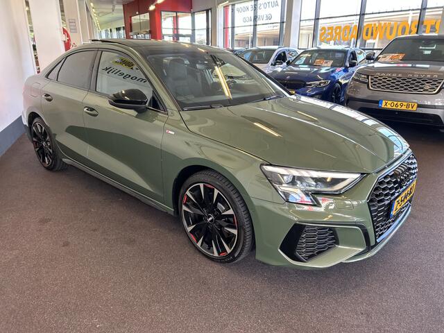 Audi A3 Limousine 35 TFSI edition one S-Line | Panoramadak | Digital dashboard | Adaptieve cruise control | Keyless | Apple carplay | Navigatie | Park assist | Stoelverwarming | Adaptief onderstel