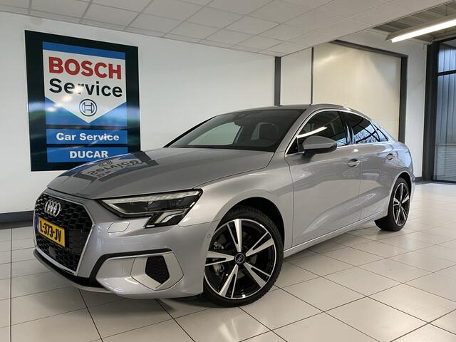 Audi A3 Limousine 35 TFSI Business edition Adaptieve cruise contr. + Parkeerassistent