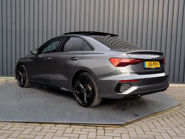 Audi A3 Limousine 35 TFSI S edition | S-Line | Matrix LED | Panodak | Stoelgeheugen | Camera | Prijs Rijklaar!!