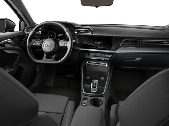 Audi A3 Limousine 30 TFSI Advanced edition 116 PK · Assis.pak Driving+Parking plus · Privacyglas · 3-spaaks sport mf+ afgevl padd