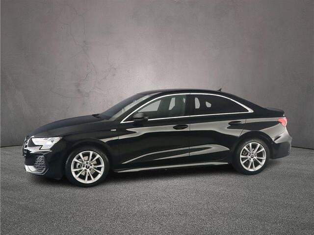 Audi A3 Limousine 30 TFSI S edition | ACC | Camera | Full-led | Parking plus | Carplay |