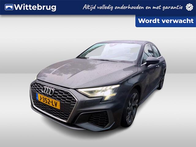 Audi A3 Limousine 35 TFSI 150pk S-Tronic S edition / LED / Navigatie / Parkeersensoren / Clima / 18" LMV