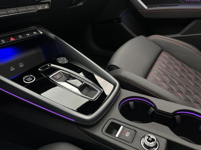 Audi A3 Limousine 35 TFSI S edition Ful Options Panorama Led RS Stoel HeadUp