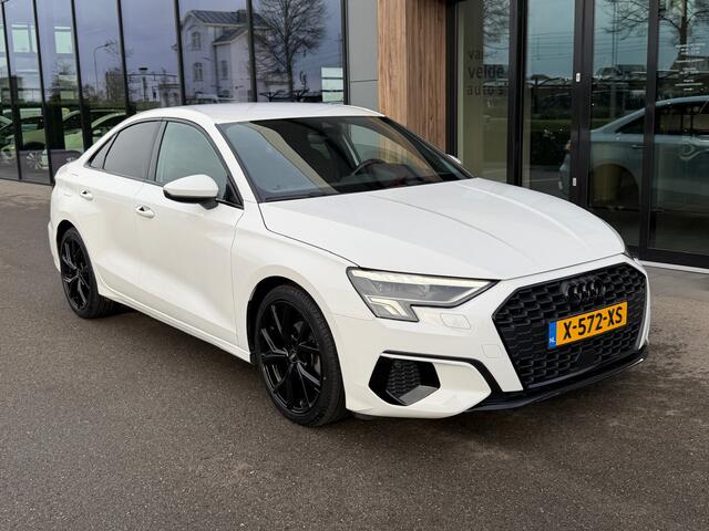 Audi A3 Limousine 35 TFSI 150pk S-tronic Advanced | Camera | Adap. Cruise | Black Edition | Rijklaar incl. 1 jaar Bovag garantie