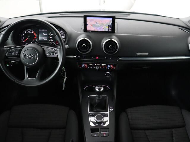 Audi A3 1.0 TFSI Design Pro Line Plus | Stoelverwarming | Trekhaak | Sportstoelen | Full LED | Navigatie | DAB | Cruise control | Climate control | Parkeerhulp | Bluetooth