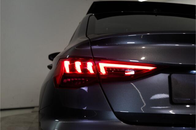 Audi A3 Limousine 35 TFSI S Edition 150PK | Pano | B&O | Sfeer | HUD | VOL! 12 MND Garantie