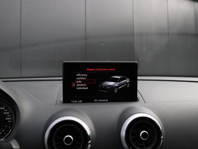 Audi A3 Limousine 1.5 TFSI CoD S Line Edition | S-TRONIC | PANO-DAK | STOELVERW. | LEDER | TREKHAAK | CRUISE | NAVI |