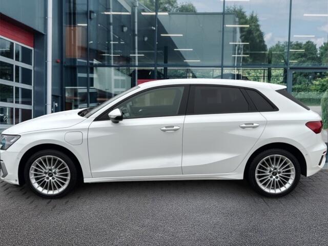 Audi A3 40 TFSIe ADVANCED PDC/ACC/STOELVERW/NAVI