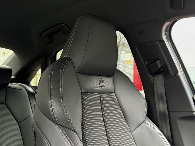 Audi A3 Limousine 30 TFSI AUT. *!* 2x S-LINE *!* CARPLAY/ LED/ 18 INCH/ BLACK OPTIEK/ PRIVACY GLAS *!*