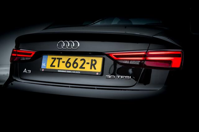Audi A3 Limousine 30 TFSI 116 PK Sport Lease Edition| 1 e eigenaar | Clima | Navigatie | Pdc | | JBL Audio | 17 Inch Lmv | Sport stoelen | Sport Onderstel | Led | Cruise | Stoelverwarming |