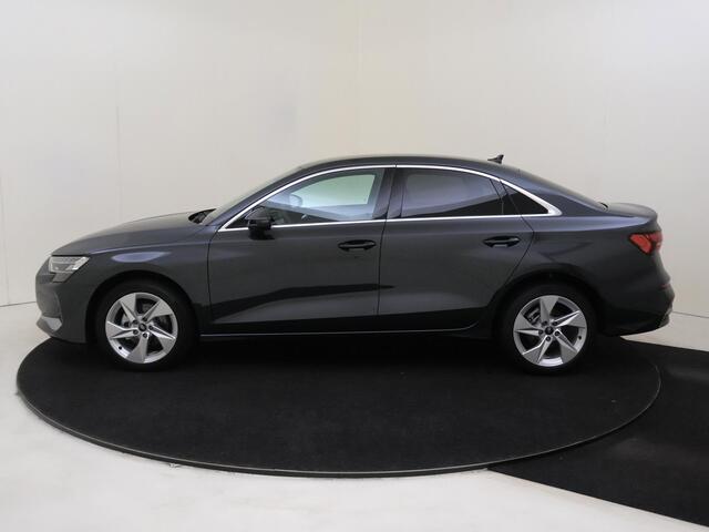 Audi A3 Limousine 30 TFSI S-tronic Advanced edition |Diefstalarm | Navigatie | Full Led koplampen en achterlichten | Sportstoelen | Privacy Glass | Audi Sound System