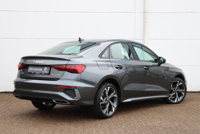 Audi A3 Limousine 35 TFSI S Edition 150pk Carplay | Camera | Parkassist | ACC