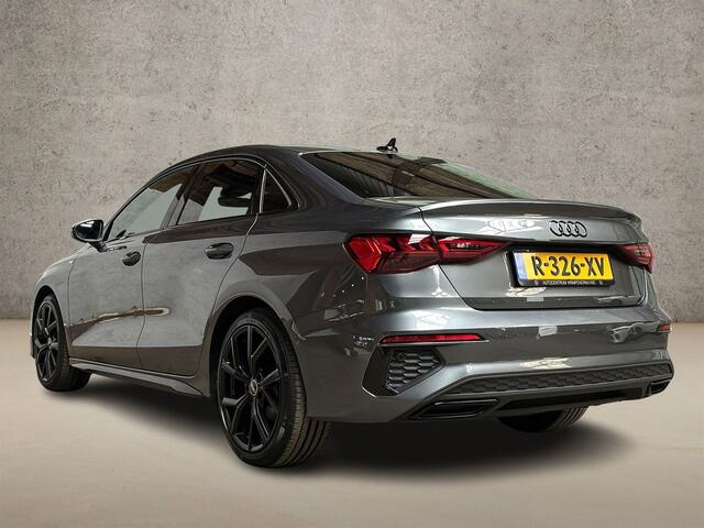 Audi A3 Limousine 30 TFSI S-Line Sport Automaat (2X S-LINE, APPLE CARPLAY, GROOT NAVI, STOELVERWARMING, GETINT GLAS, ADAPTIVE CRUISE, SPORTSTOELEN, LEDER, LANE ASSIST, NIEUWSTAAT)