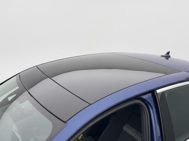 Audi A3 Limousine 35 TFSI Business edition 150PK S-tronic | Panorama dak | Trekhaak | Clima | Parkeer sensoren |