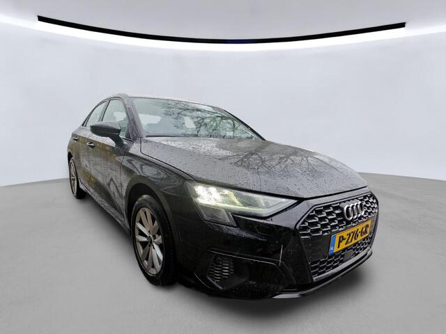 Audi A3 Limousine 30 TFSI Pro Line / AUTOMAAT/ CRUISE/ PARK. SENSOREN + CAMERA/ CLIMA/ DIGITAL DASH/