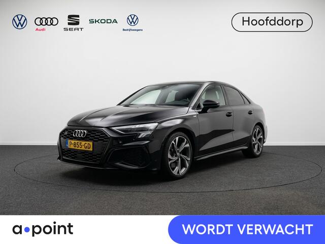 Audi A3 Limousine 35 TFSI S edition 150 pk S-tronic | Navigatie | Parkeersensoren (Park assist) | Adaptieve cruise control | S-Line |