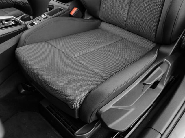 Audi A3 Limousine 30 TFSI Advanced edition 116 PK · Assis.pak Driving+Parking plus · Privacyglas · 3-spaaks sport mf+ afgevl padd · MEGA Sale