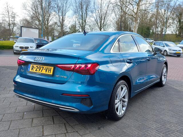 Audi A3 Limousine 30 TFSI 110pk Automaat Advanced Edition | Navi | Apple Carplay+Android Auto | Clima | Adap.Cruise | Led Koplampen+Achterlichten | Sfeerverlichting | Sportstoel+Stoelverwarming | Pdc | 17''lm