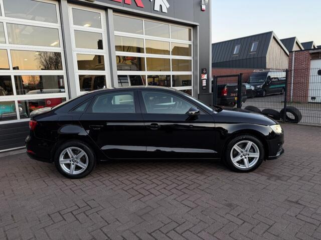 Audi A3 LIMOUSINE 1.0 TFSI SPORT AUT. S-Line / NAVI / CRUISE / PDC / XENON / STOELVERW.