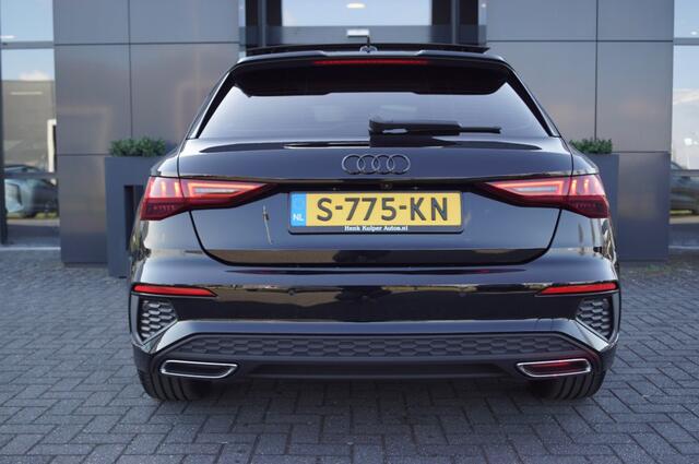 Audi A3 Sportback 35 TFSI S-Line 150pk / Panodak /Navi / Camera / Matrix LED