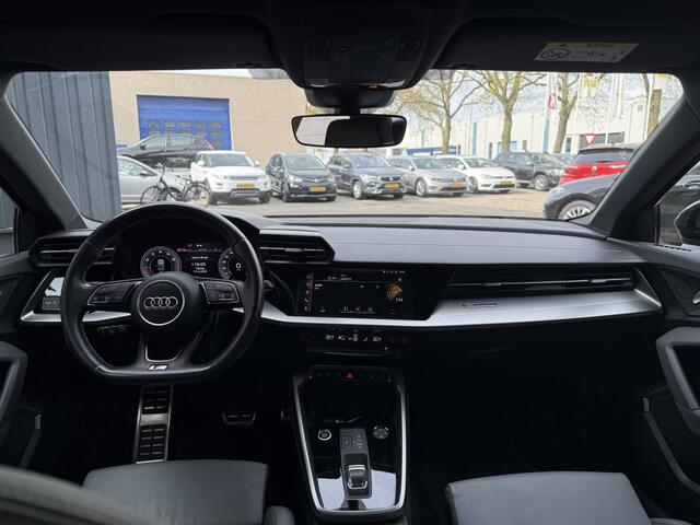 Audi A3 Limousine 30 TFSI S-Line Leer/b&o/matrix
