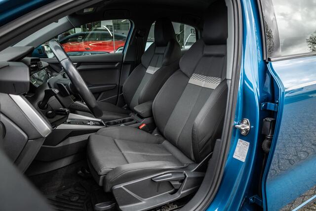 Audi A3 Limousine 30 TFSI Advanced edition Sportstoelen | Camera | Adapt. Cruise