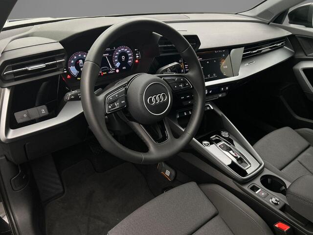 Audi A3 Limousine 30 TFSI 110PK Pro Line |Sport-onderstel | Sport-Stoelen | Privacy-Glas | Smartphone-Interface | Climate-Control | Cruise-Control |