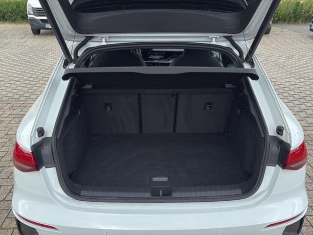 Audi A3 35 TFSI S-TRONIC S-LINE AFN.TREKHAAK/LEDER-ALCAN/PANO-DAK/ELEK-KLEP/PDC/ACC
