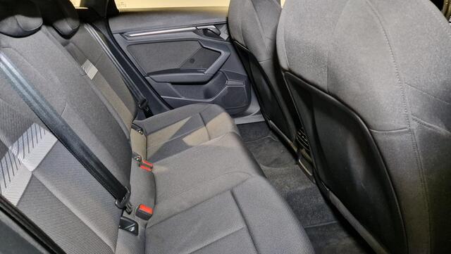 Audi A3 Limousine 30 TFSI Advanced edition | Navigatie | Cruise Control | Climate Control | All-Season banden |