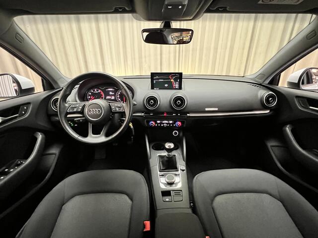 Audi A3 Limousine 30 TFSI *1e Eigenaar!* Xenon/LED / Navigatie / Cruise Control / ECC Clima / PDC / 16"LMV