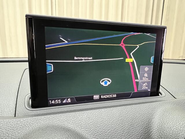 Audi A3 Limousine 30 TFSI *1e Eigenaar!* Xenon/LED / Navigatie / Cruise Control / ECC Clima / PDC / 16"LMV