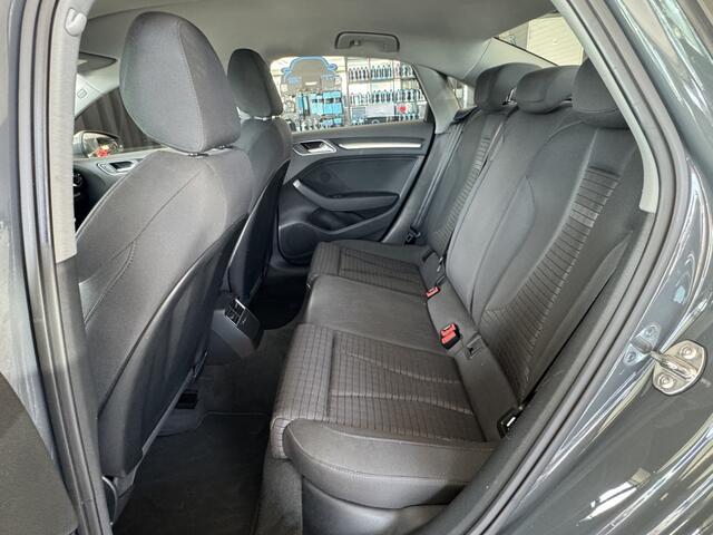 Audi A3 Limousine MAXTON/ CRUISE/ AIRCO/ NAP/