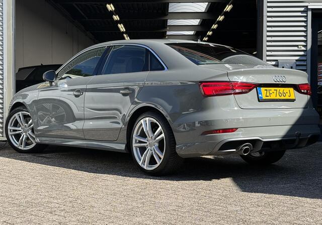 Audi A3 Limousine 30 TFSI Sport S Line Edition l Trekhaak l Pano l Virtuele Dashboard l Navi l Camera