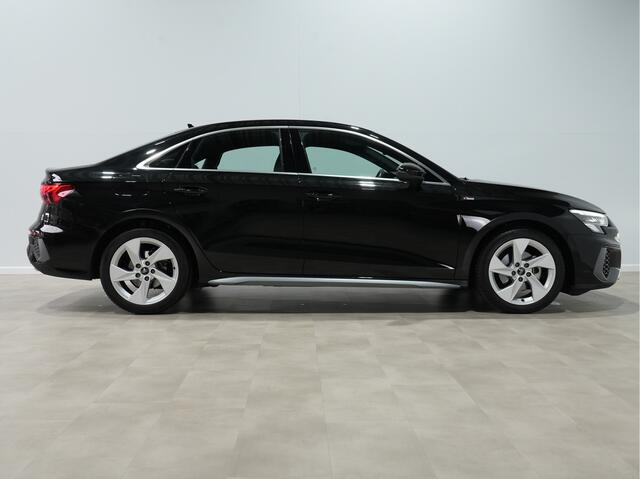 Audi A3 Limousine 30 TFSI S edition 116 pk MHEV S-tronic S-line, Car play, Navigatie, pdc 15
