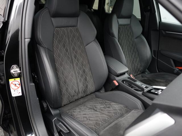 Audi A3 SPORTBACK 45 TFSI e S Competition Black Optic Aut- Panodak, Sfeerverlichting, Bang Olufsen, CarPlay, Dynamic Select